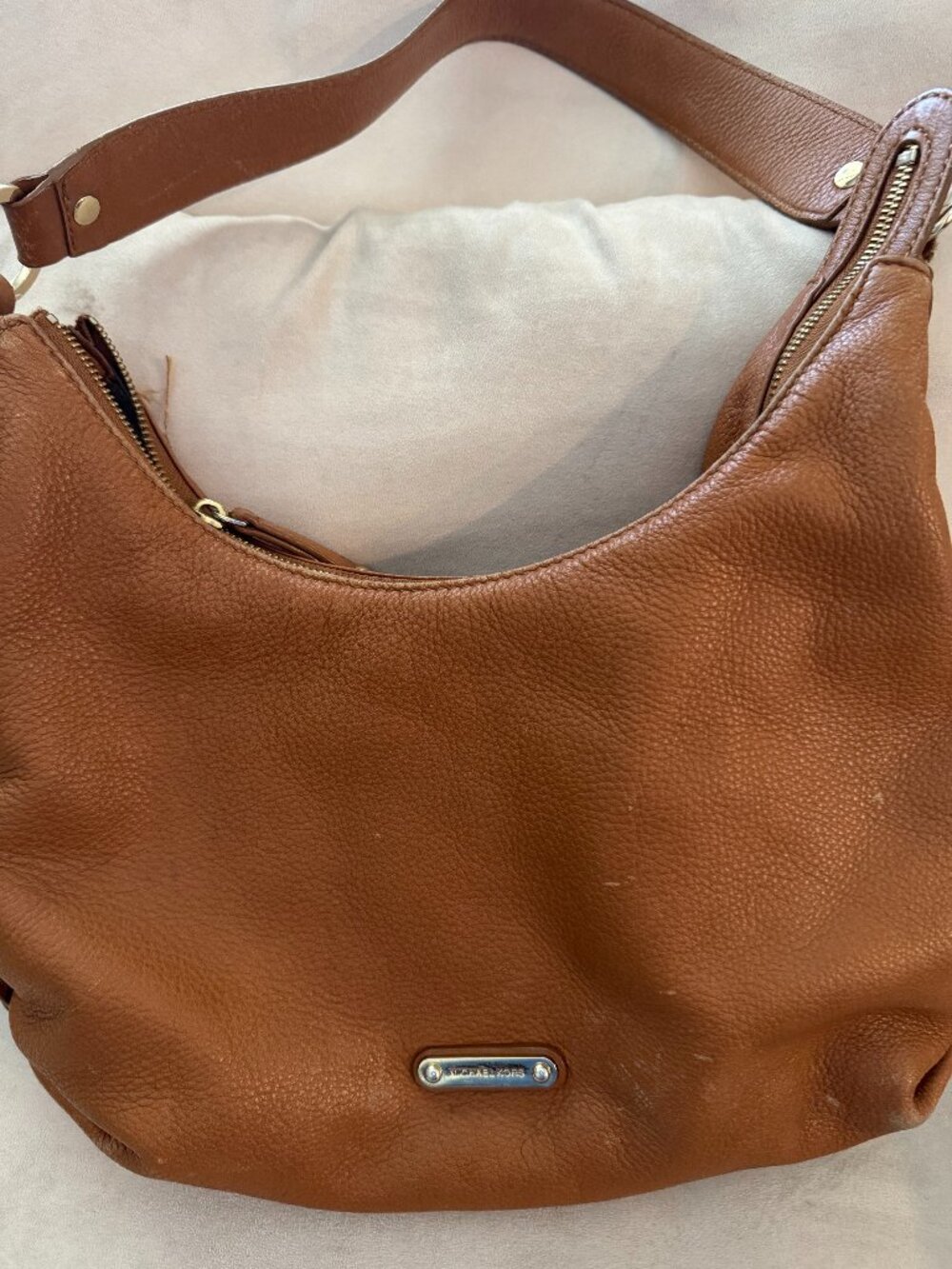 Michael Kors Hobo Bag